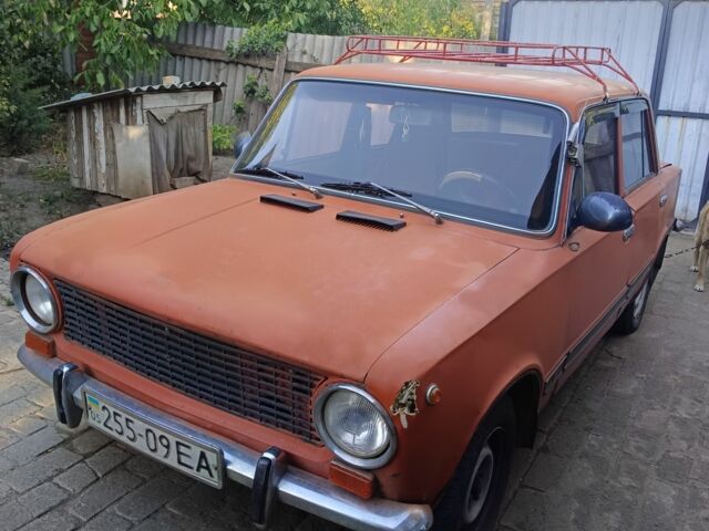 Красный ВАЗ 2101, объемом двигателя 0 л и пробегом 150 тыс. км за 403 $, фото 1 на Automoto.ua