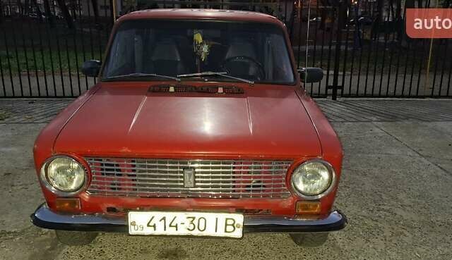Красный ВАЗ 2101, объемом двигателя 0 л и пробегом 200 тыс. км за 500 $, фото 1 на Automoto.ua