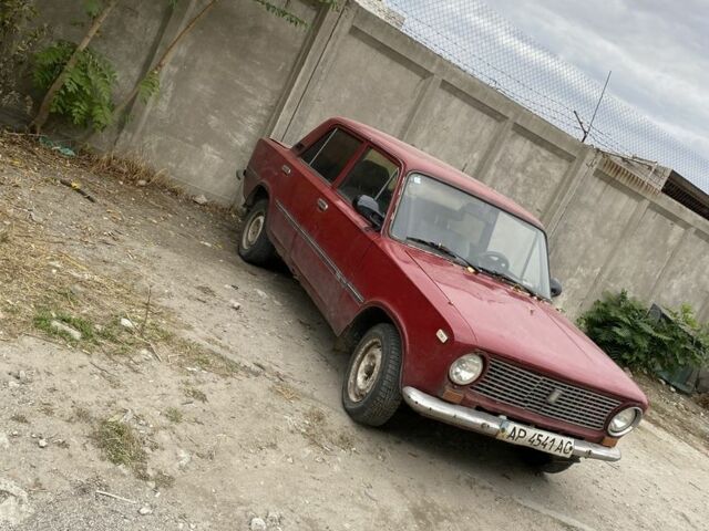 Красный ВАЗ 2101, объемом двигателя 1.3 л и пробегом 3 тыс. км за 361 $, фото 1 на Automoto.ua
