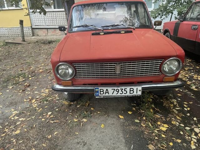 Красный ВАЗ 2101, объемом двигателя 1.2 л и пробегом 84 тыс. км за 969 $, фото 1 на Automoto.ua