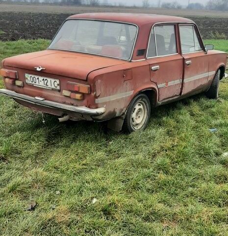 Красный ВАЗ 2101, объемом двигателя 3 л и пробегом 122 тыс. км за 166 $, фото 1 на Automoto.ua