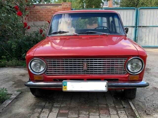 Красный ВАЗ 2101, объемом двигателя 1.3 л и пробегом 7 тыс. км за 1400 $, фото 1 на Automoto.ua