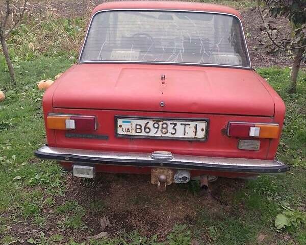 ВАЗ 2101 1980 в Теребовле на Automoto.ua Красный ВАЗ 2101, объемом двигателя 1.3 л и пробегом 60 тыс. км за 350 $, фото 1 на Automoto.ua