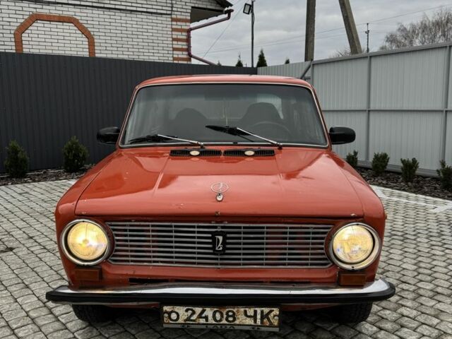 Красный ВАЗ 2101, объемом двигателя 1.7 л и пробегом 200 тыс. км за 595 $, фото 1 на Automoto.ua