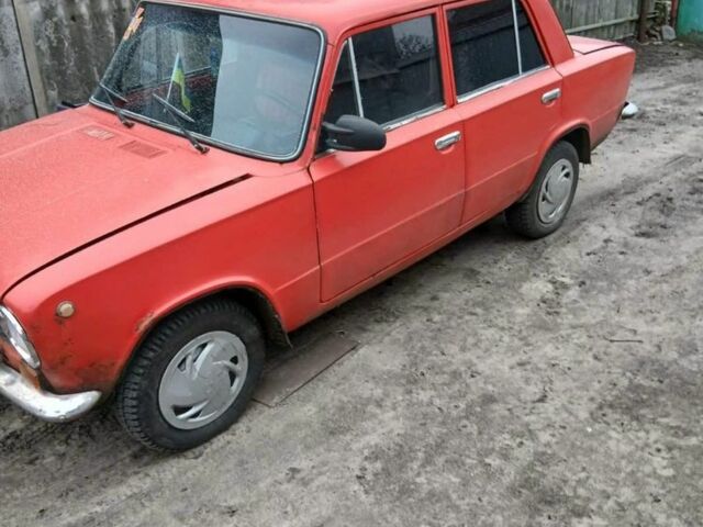 Червоний ВАЗ 2101, об'ємом двигуна 0 л та пробігом 200 тис. км за 400 $, фото 1 на Automoto.ua