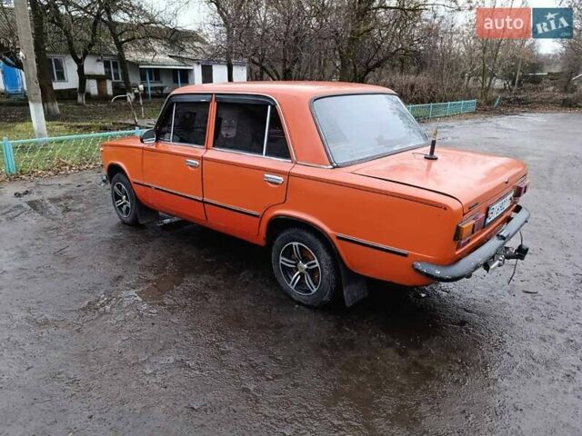 Красный ВАЗ 2101, объемом двигателя 1.3 л и пробегом 60 тыс. км за 592 $, фото 1 на Automoto.ua