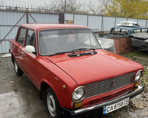 Червоний ВАЗ 2101, об'ємом двигуна 1.5 л та пробігом 210 тис. км за 700 $, фото 1 на Automoto.ua