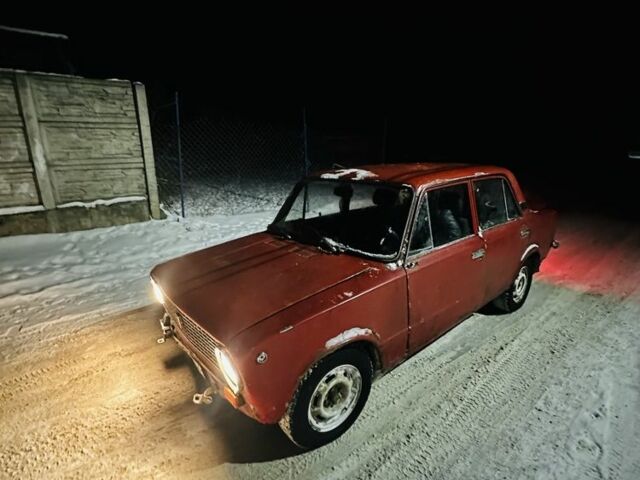 Червоний ВАЗ 2101, об'ємом двигуна 1.5 л та пробігом 777 тис. км за 301 $, фото 1 на Automoto.ua