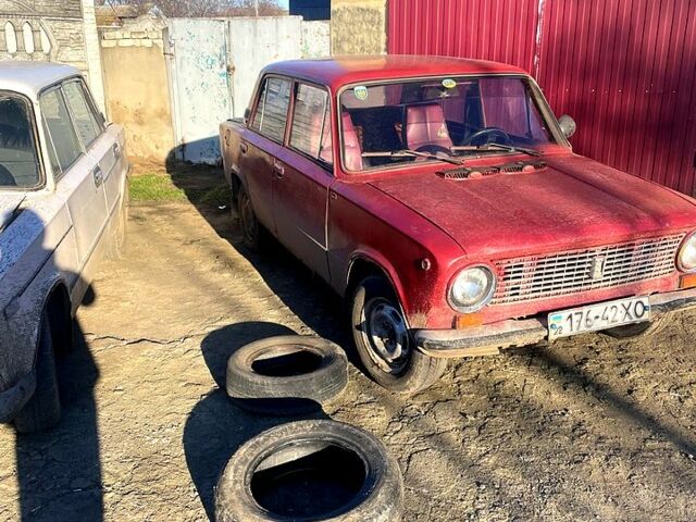 Красный ВАЗ 2101, объемом двигателя 1.3 л и пробегом 0 тыс. км за 500 $, фото 1 на Automoto.ua