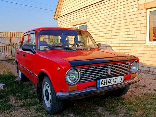 Красный ВАЗ 2101, объемом двигателя 1.2 л и пробегом 0 тыс. км за 750 $, фото 1 на Automoto.ua
