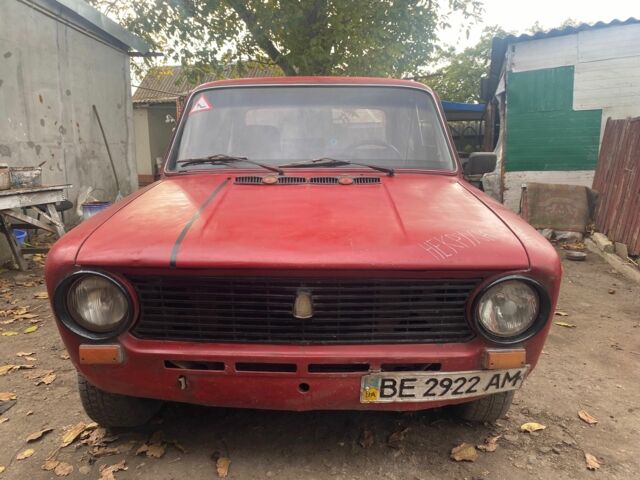 ВАЗ 2101 1983 в Николаеве на Automoto.ua Красный ВАЗ 2101, объемом двигателя 1.3 л и пробегом 3 тыс. км за 547 $, фото 1 на Automoto.ua
