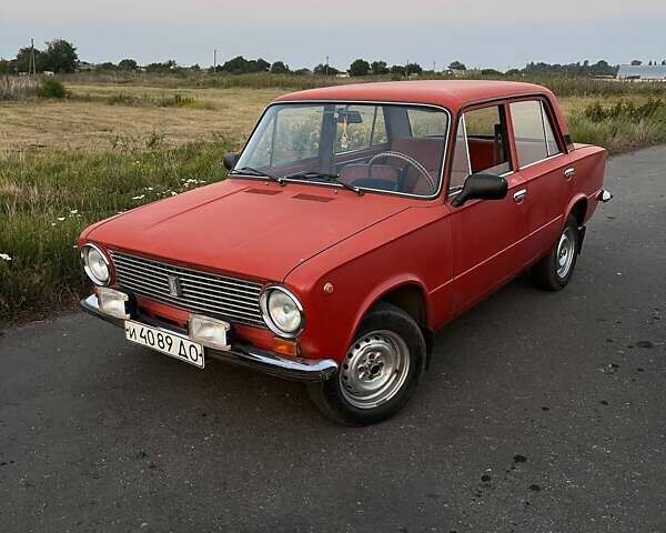Красный ВАЗ 2101, объемом двигателя 1.2 л и пробегом 150 тыс. км за 1050 $, фото 1 на Automoto.ua