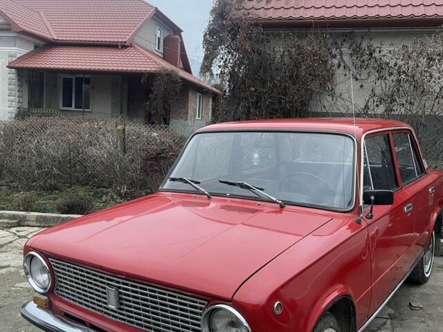 Красный ВАЗ 2101, объемом двигателя 1.2 л и пробегом 145 тыс. км за 879 $, фото 1 на Automoto.ua