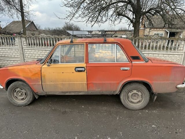 Красный ВАЗ 2101, объемом двигателя 0 л и пробегом 1000 тыс. км за 592 $, фото 1 на Automoto.ua