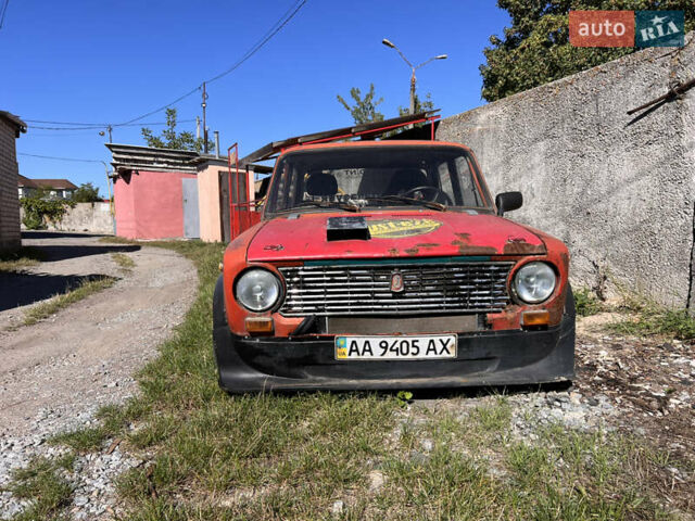 Красный ВАЗ 2101, объемом двигателя 2 л и пробегом 1 тыс. км за 1000 $, фото 1 на Automoto.ua