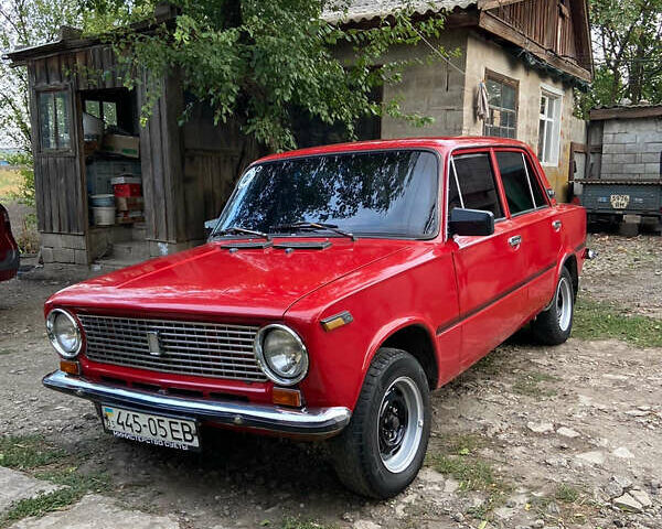 Красный ВАЗ 2101, объемом двигателя 1.3 л и пробегом 76 тыс. км за 1100 $, фото 1 на Automoto.ua
