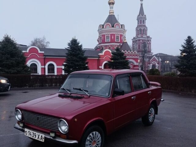 Червоний ВАЗ 2101, об'ємом двигуна 1 л та пробігом 111 тис. км за 1000 $, фото 1 на Automoto.ua