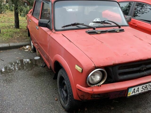 Красный ВАЗ 2101, объемом двигателя 1.3 л и пробегом 300 тыс. км за 170 $, фото 1 на Automoto.ua