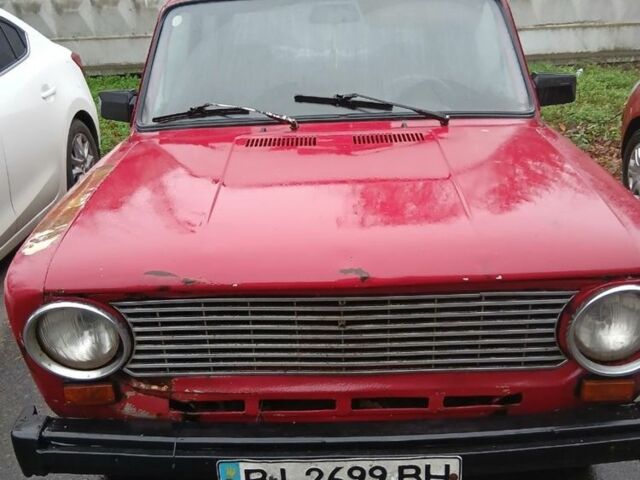 Красный ВАЗ 2101, объемом двигателя 1.2 л и пробегом 50 тыс. км за 426 $, фото 1 на Automoto.ua