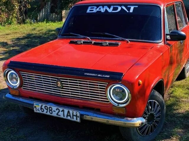 Красный ВАЗ 2101, объемом двигателя 0 л и пробегом 870 тыс. км за 569 $, фото 1 на Automoto.ua