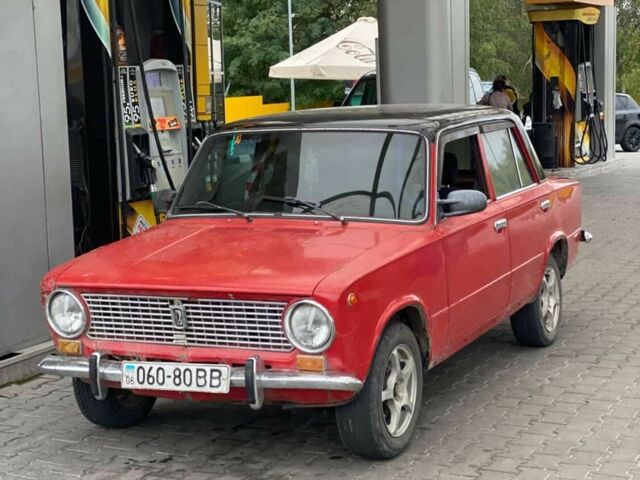 Красный ВАЗ 2101, объемом двигателя 1.2 л и пробегом 66 тыс. км за 389 $, фото 1 на Automoto.ua