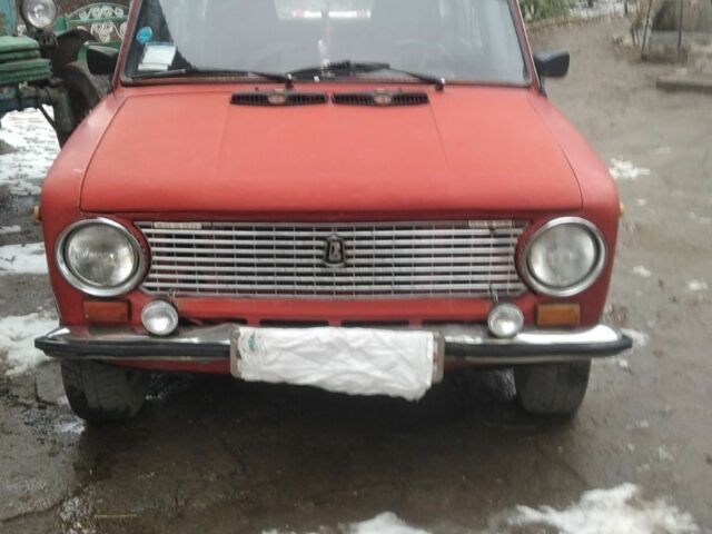 Красный ВАЗ 2101, объемом двигателя 1.2 л и пробегом 55 тыс. км за 429 $, фото 1 на Automoto.ua