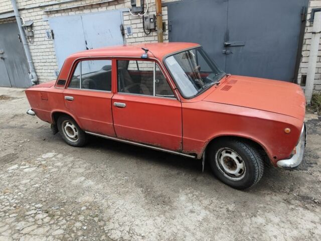Красный ВАЗ 2101, объемом двигателя 0 л и пробегом 157 тыс. км за 358 $, фото 1 на Automoto.ua