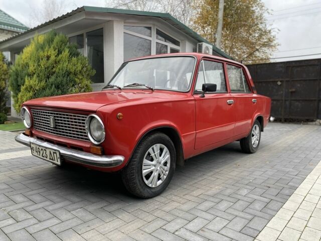 Червоний ВАЗ 2101, об'ємом двигуна 0 л та пробігом 100 тис. км за 1150 $, фото 1 на Automoto.ua