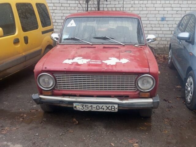 Красный ВАЗ 2101, объемом двигателя 0 л и пробегом 350 тыс. км за 308 $, фото 1 на Automoto.ua