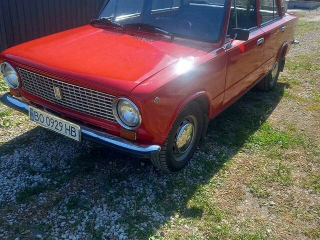 Красный ВАЗ 2101, объемом двигателя 1.2 л и пробегом 43 тыс. км за 1500 $, фото 1 на Automoto.ua