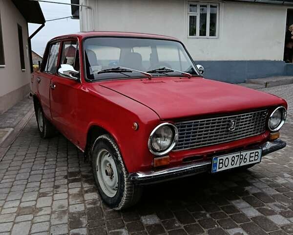 Красный ВАЗ 2101, объемом двигателя 1.2 л и пробегом 61 тыс. км за 600 $, фото 1 на Automoto.ua