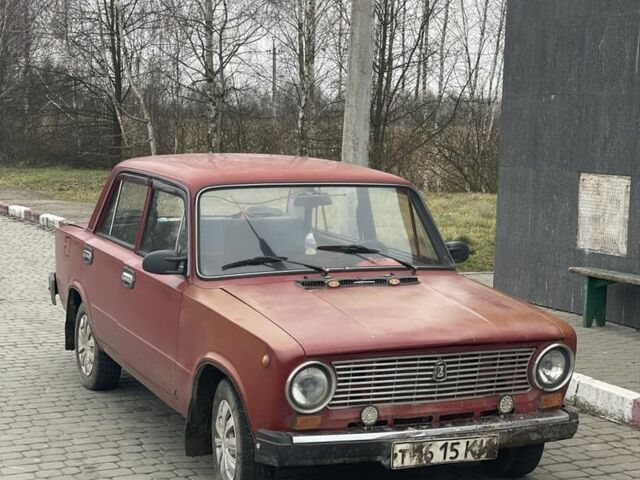 Красный ВАЗ 2101, объемом двигателя 1.3 л и пробегом 40 тыс. км за 350 $, фото 1 на Automoto.ua
