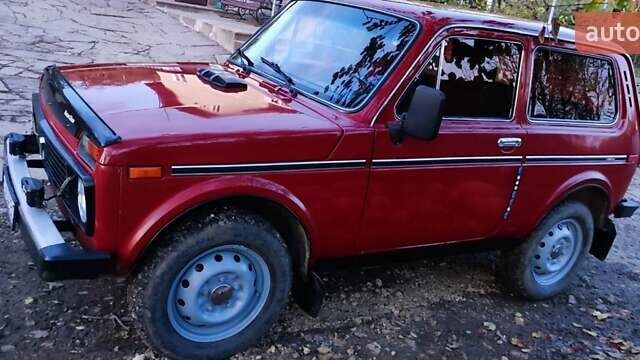 Красный ВАЗ 2101, объемом двигателя 1.6 л и пробегом 180 тыс. км за 2400 $, фото 1 на Automoto.ua
