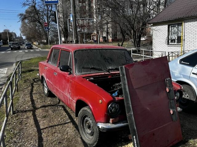 Красный ВАЗ 2101, объемом двигателя 0 л и пробегом 3 тыс. км за 339 $, фото 1 на Automoto.ua