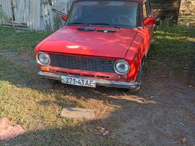 Красный ВАЗ 2101, объемом двигателя 3 л и пробегом 2 тыс. км за 336 $, фото 1 на Automoto.ua