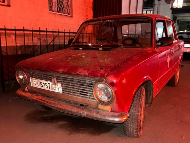 Красный ВАЗ 2101, объемом двигателя 0 л и пробегом 1 тыс. км за 157 $, фото 1 на Automoto.ua
