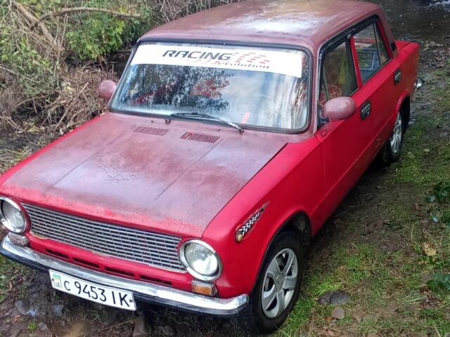 Красный ВАЗ 2101, объемом двигателя 5 л и пробегом 27 тыс. км за 620 $, фото 1 на Automoto.ua