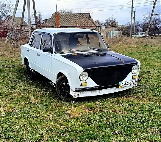 ВАЗ 2101, объемом двигателя 13 л и пробегом 200 тыс. км за 400 $, фото 1 на Automoto.ua