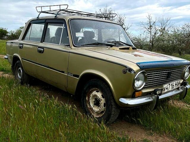 ВАЗ 2101, объемом двигателя 1.2 л и пробегом 300 тыс. км за 400 $, фото 1 на Automoto.ua