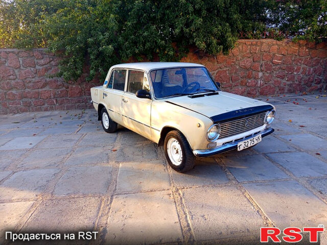 ВАЗ 2101, объемом двигателя 1.3 л и пробегом 222 тыс. км за 400 $, фото 1 на Automoto.ua