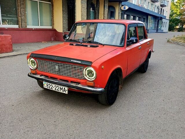 ВАЗ 2101, объемом двигателя 1.2 л и пробегом 320 тыс. км за 350 $, фото 1 на Automoto.ua