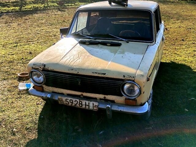 ВАЗ 2101, объемом двигателя 1.1 л и пробегом 200 тыс. км за 240 $, фото 1 на Automoto.ua