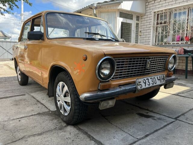 Желтый ВАЗ 2101, объемом двигателя 1.2 л и пробегом 100 тыс. км за 599 $, фото 1 на Automoto.ua