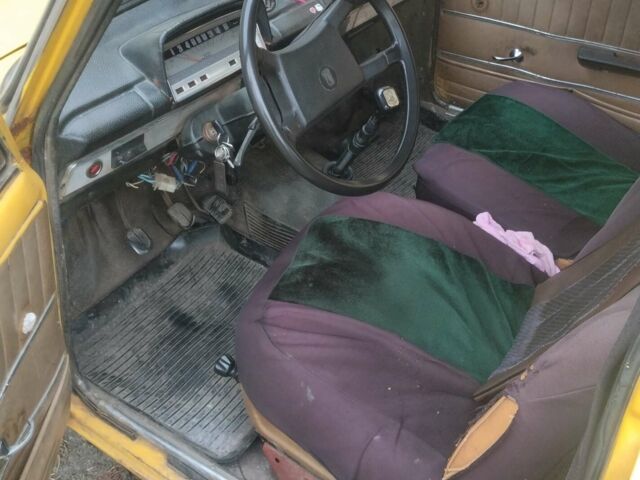Желтый ВАЗ 2101, объемом двигателя 1.3 л и пробегом 86 тыс. км за 700 $, фото 1 на Automoto.ua