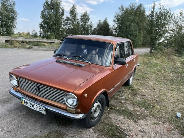 Желтый ВАЗ 2101, объемом двигателя 1.3 л и пробегом 600 тыс. км за 650 $, фото 1 на Automoto.ua