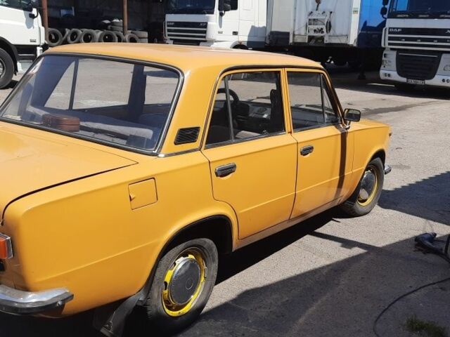 Жовтий ВАЗ 2101, об'ємом двигуна 0 л та пробігом 160 тис. км за 1011 $, фото 1 на Automoto.ua