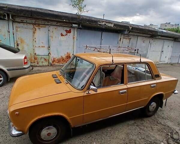 Желтый ВАЗ 2101, объемом двигателя 0 л и пробегом 102 тыс. км за 1300 $, фото 1 на Automoto.ua
