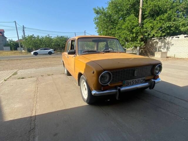 Желтый ВАЗ 2101, объемом двигателя 1.2 л и пробегом 900 тыс. км за 750 $, фото 1 на Automoto.ua