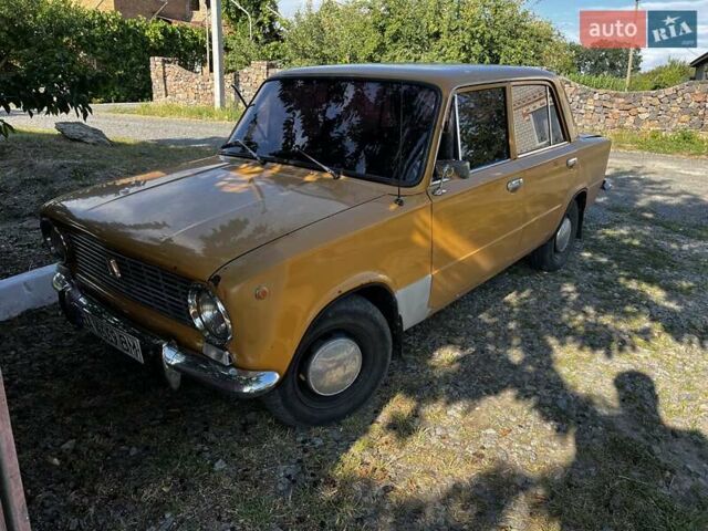 Жовтий ВАЗ 2101, об'ємом двигуна 1.2 л та пробігом 19 тис. км за 1000 $, фото 1 на Automoto.ua