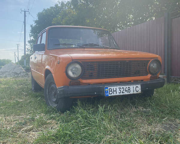 Желтый ВАЗ 2101, объемом двигателя 0 л и пробегом 400 тыс. км за 627 $, фото 1 на Automoto.ua